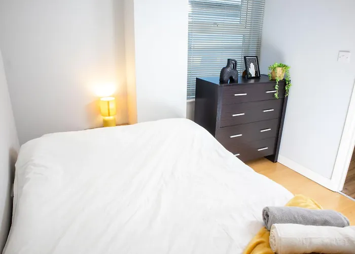 Lägenhet 2 Bed - Centre - For Relocators, Professionals *