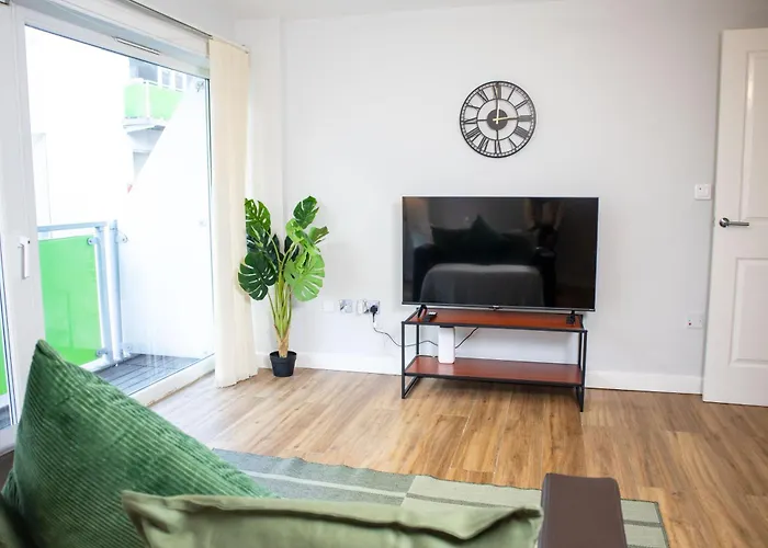 2 Bed - Centre - For Relocators, Professionals Leeds (West Yorkshire)