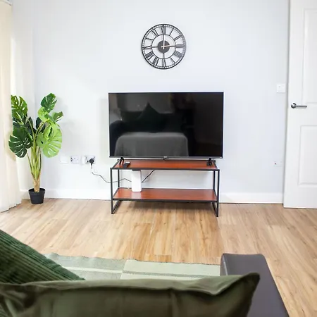 Apartment 2 Bed - Centre - For Relocators, Professionals *