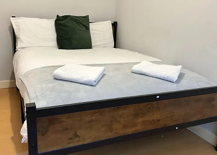 Apartment 2 Bed - Centre - For Relocators, Professionals Leeds (West Yorkshire)